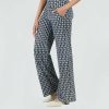 Eastendtrend.shopc4fbf8ce54 1